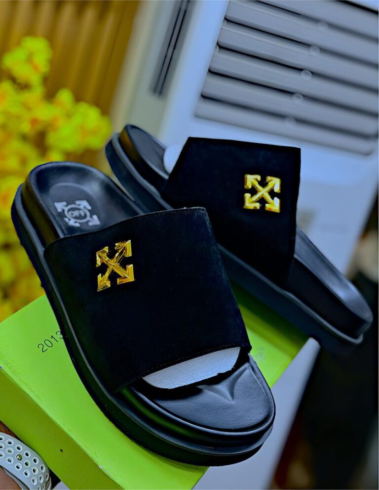 Discover the latest collection of stylish sandals, perfect for Nigerian Shoppers. Featuring comfortable black leather and gold accents, these sandals are designed for both casual wear and special occasions. Featuring comfortable black leather and gold accents, these sandals are designed for both casual wear and special occasions.