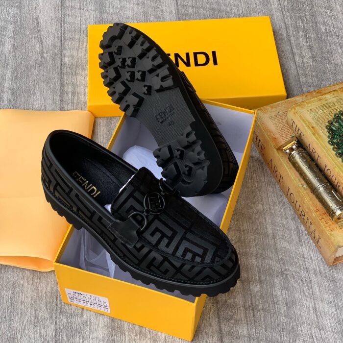 Sleek and sophisticated, the Black Fendi Men’s Loafer delivers luxury comfort with refined Italian craftsmanship.