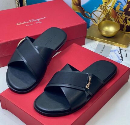 Salvatore Ferragamo Men's Slippers (Black)