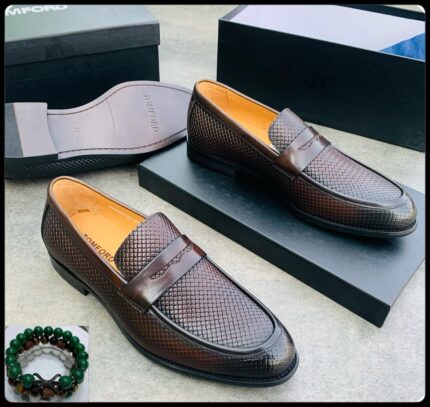Men's Dark Brown Woven-Texture Slip-On Loafers