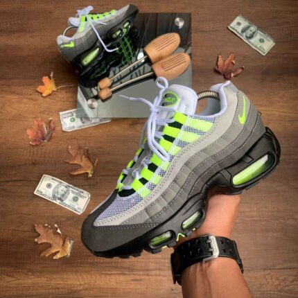 Nike Air Max 95 'Volt/Grey