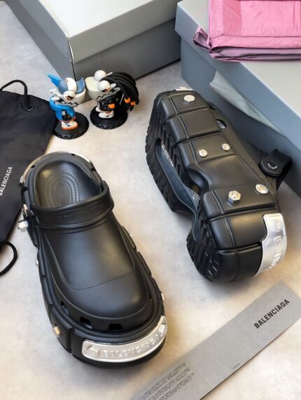 Balenciaga Trooper Lug-Sole Clog