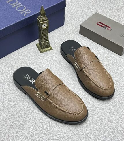 Men’s Backless Grained Leather Loafer Slides