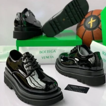 Bottega Venetia shoe