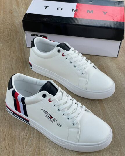 Tommy Hilfiger Classic Lace-Up Sneakers (White)